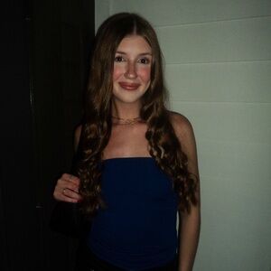 Meet your Posher, Isabella